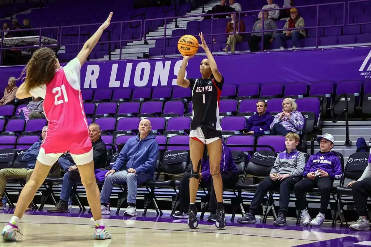 APSU Women’s Basketball Team Battles Hard but Loses First Road Game of the Season to North Alabama 55-50