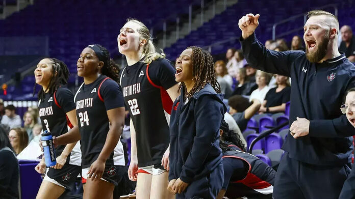 Austin Peay State University Women’s Basketball Wraps Up Atlantic Sun Regular Season with Narrow Win in Nashville against Lipscomb. (Camille Blaylock, APSU Sports Information)
