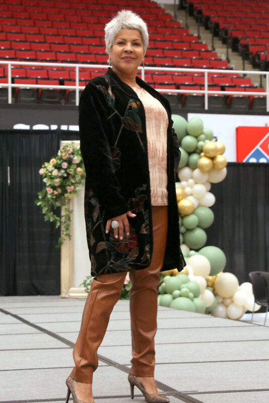 Bella&rsquo;s Closet 2nd Annual &ldquo;SEASONS: A Journey of Style &amp; Strength&rdquo; Fashion Show Fundraiser. (Mark Haynes, Clarksville Online)