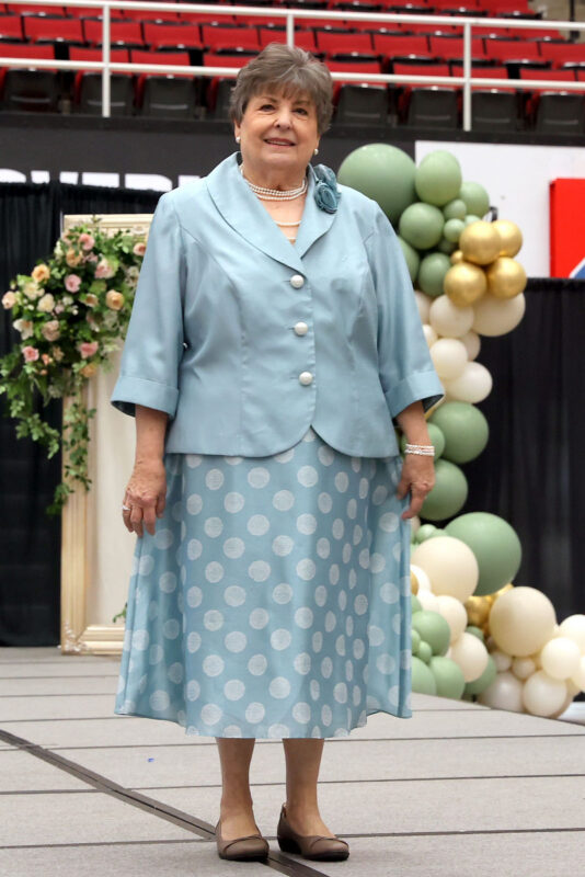 Bella&rsquo;s Closet 2nd Annual &ldquo;SEASONS: A Journey of Style &amp; Strength&rdquo; Fashion Show Fundraiser. (Mark Haynes, Clarksville Online)