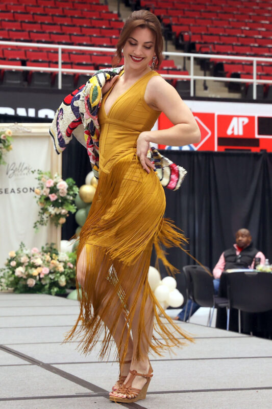 Bella&rsquo;s Closet 2nd Annual &ldquo;SEASONS: A Journey of Style &amp; Strength&rdquo; Fashion Show Fundraiser. (Mark Haynes, Clarksville Online)