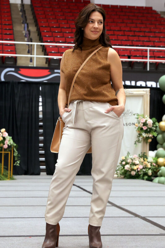 Bella&rsquo;s Closet 2nd Annual &ldquo;SEASONS: A Journey of Style &amp; Strength&rdquo; Fashion Show Fundraiser. (Mark Haynes, Clarksville Online)