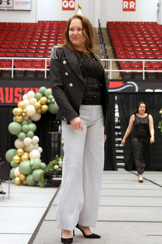 Bella&rsquo;s Closet 2nd Annual &ldquo;SEASONS: A Journey of Style &amp; Strength&rdquo; Fashion Show Fundraiser. (Mark Haynes, Clarksville Online)