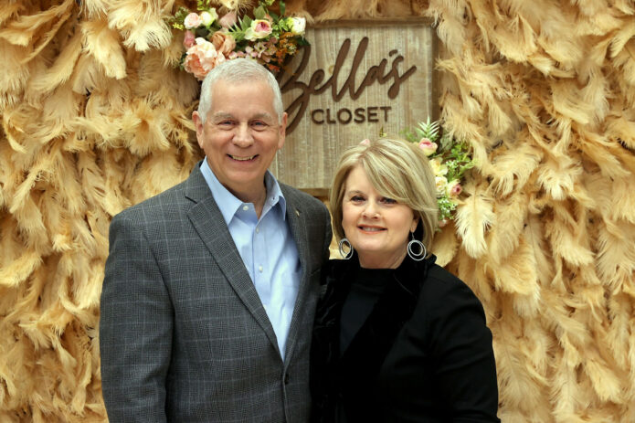Clarksville Mayor Joe Pitts and Bella's Closet co-founder Cynthia Pitts. (Mark Haynes, Clarksville Online)