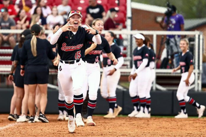 Austin Peay State University Softball Takes on Lipscomb in Senior Weekend Doubleheader and Finale. (Alex Allard, APSU Sports Information)