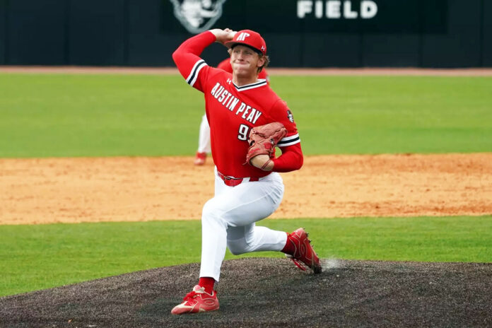 Austin Peay State University Baseball Falls to North Alabama 15-5 to Close Series in Clarksville. (Nic Hotop, APSU Sports Information)