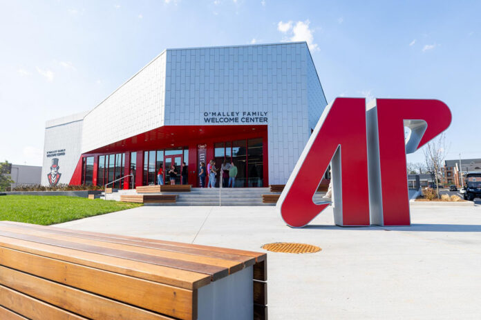 The Austin Peay State University O’Malley Family Welcome Center. (Robyn Jacobs, APSU)