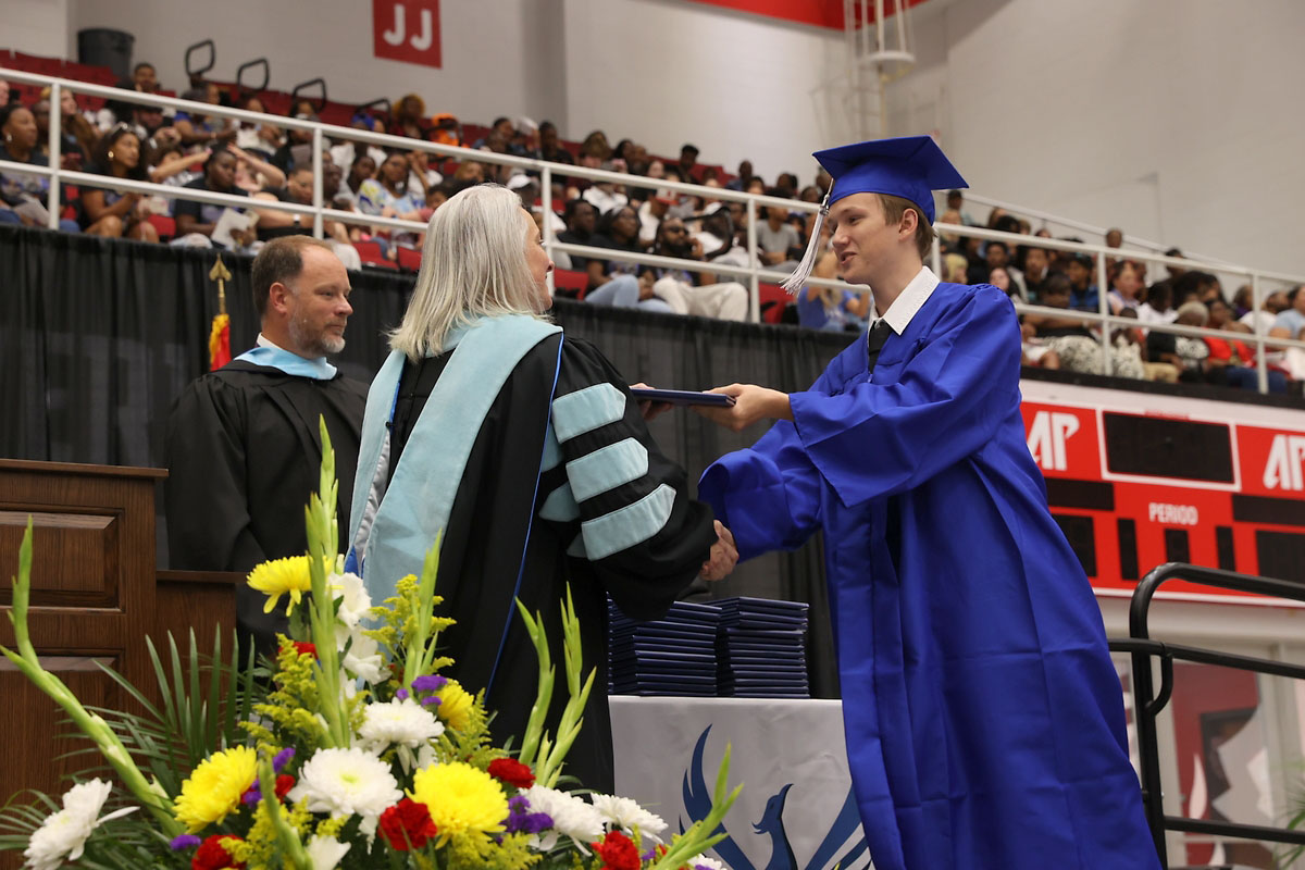 2026 CMCSS Adult High School Graduation. (Mark Haynes, Clarksville Online) 2026 CMCSS Adult High School Graduation. (Mark Haynes, Clarksville Online)