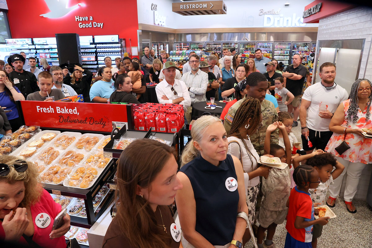 Wawa Soft Opening in Clarksville. (Mark Haynes, Clarksville Online) Wawa Soft Opening in Clarksville. (Mark Haynes, Clarksville Online)