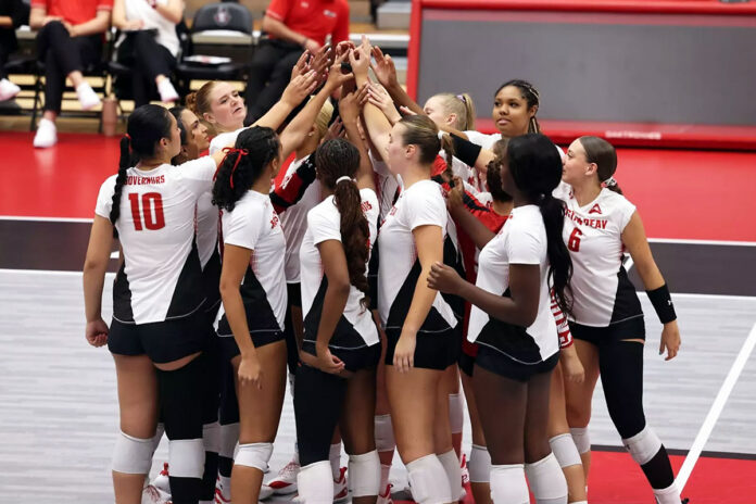 Austin Peay State University Volleyball Team Earns American Volleyball Coaches Association Team Academic Award. (APSU Sports Information)
