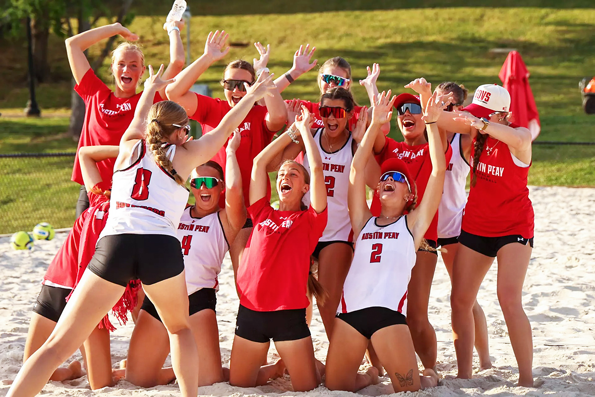 Austin Peay State University Beach Volleyball Earns Second Consecutive AVCA Academic Award. (Knox Rives, APSU Sports Information)