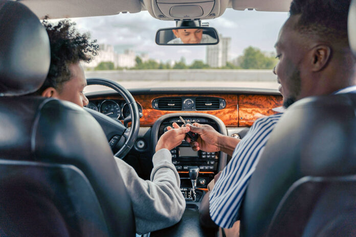 How Parents Can Help Keep Teen Drivers Safe