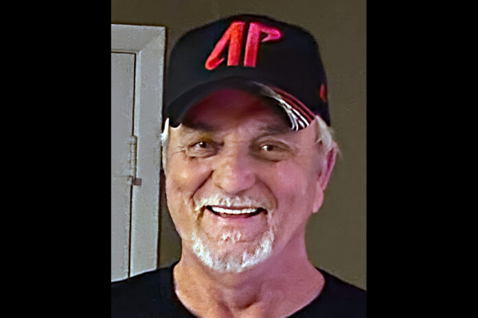 Kenneth Wayne Dennis