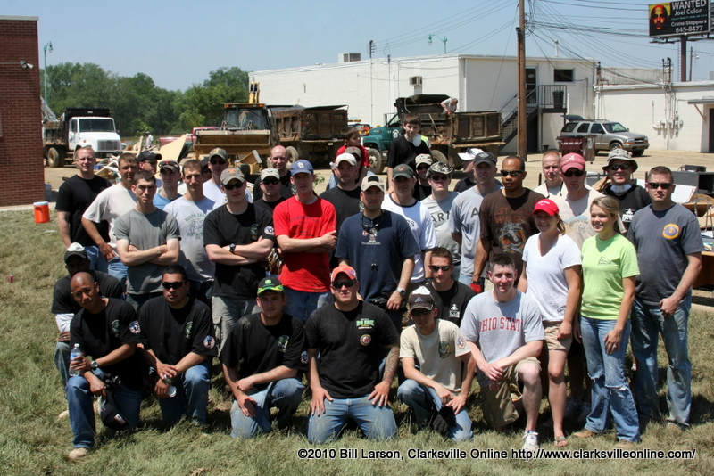 Soldiers from Fort Campbell who came to help with the cleanup Soldiers from Fort Campbell who came to help with the cleanup