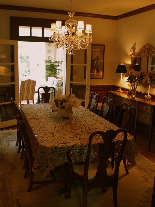 The Dinning Room in the Magnolia House Inn The Dinning Room in the Magnolia House Inn