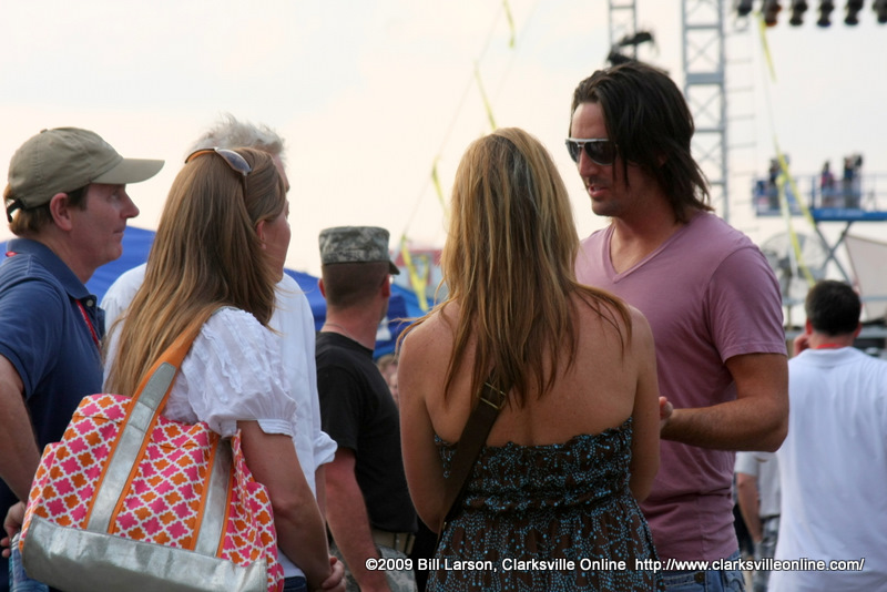 Jake Owen speaks to some VIP guests at the Salute the Troops Concert at Fort Campbell, Ky Jake Owen speaks to some VIP guests at the Salute the Troops Concert at Fort Campbell, Ky