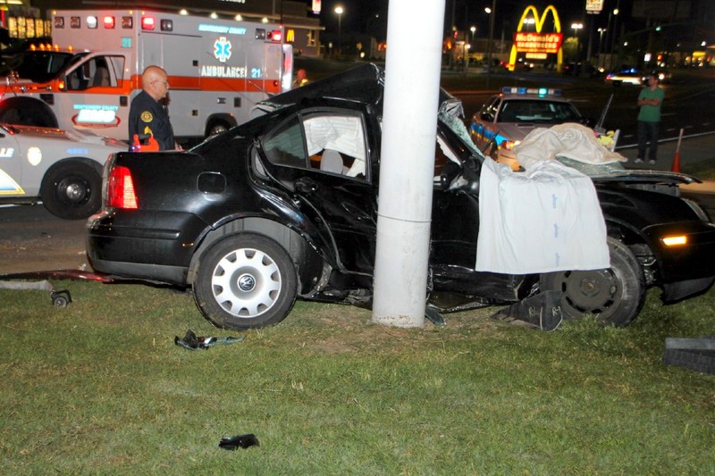 A 2002 VW Jetta crashed into a pole on the lot of Kentucky Fried Chicken on North Second Street early Sunday Morning. (Photo by CPD) A 2002 VW Jetta crashed into a pole on the lot of Kentucky Fried Chicken on North Second Street early Sunday Morning. (Photo by CPD)