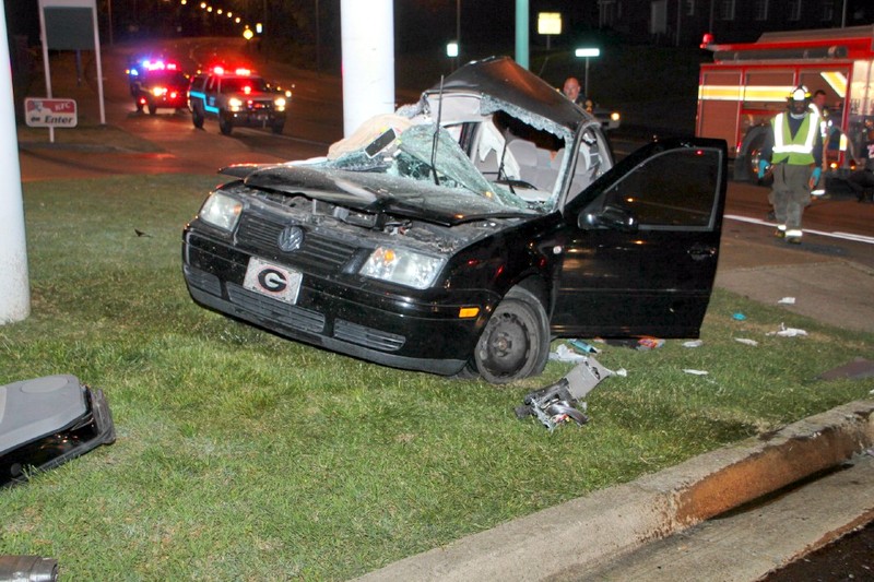 A 2002 VW Jetta crashed into a pole on the lot of Kentucky Fried Chicken on North Second Street early Sunday Morning. (Photo by CPD) A 2002 VW Jetta crashed into a pole on the lot of Kentucky Fried Chicken on North Second Street early Sunday Morning. (Photo by CPD)