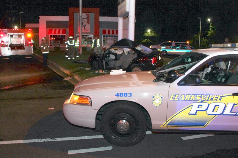 A 2002 VW Jetta crashed into a pole on the lot of Kentucky Fried Chicken on North Second Street early Sunday Morning. (Photo by CPD) A 2002 VW Jetta crashed into a pole on the lot of Kentucky Fried Chicken on North Second Street early Sunday Morning. (Photo by CPD)